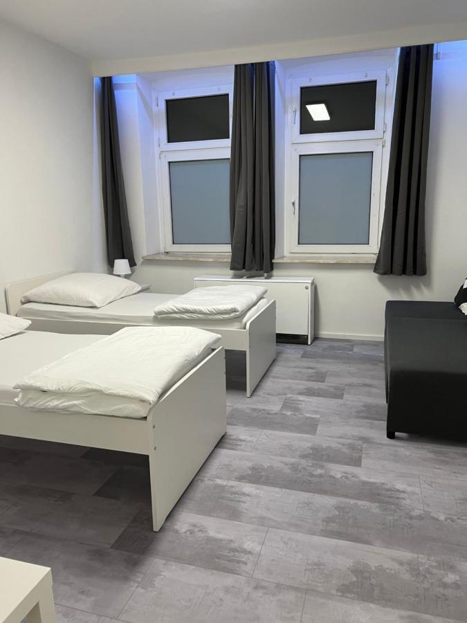 Freshly Renovated City Apartments Essen Kitchen Wifi Near Duesseldorf Airport Esterno foto